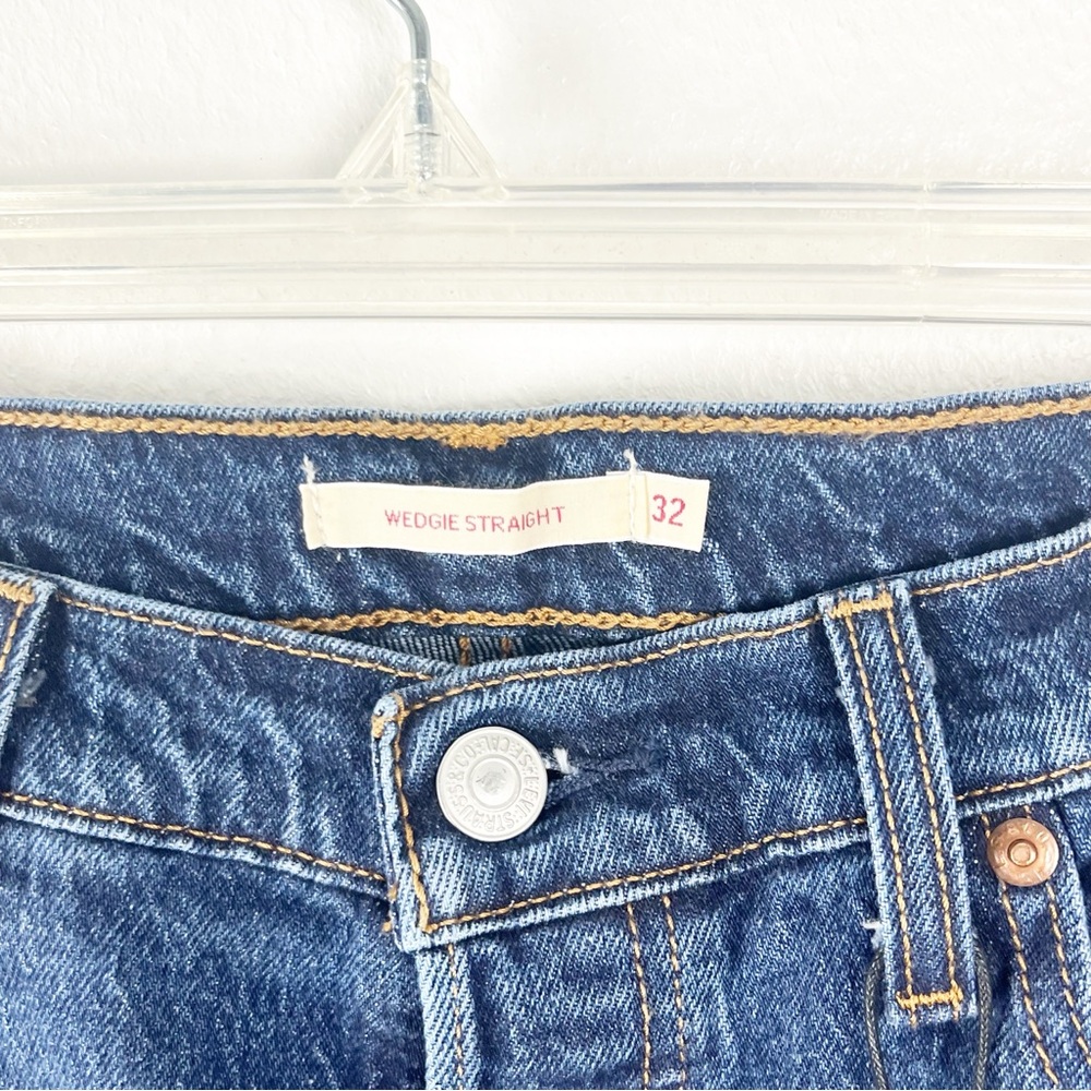 LEVI’S High Rise Button Fly Wedgie Straight Premium Denim Blue Jeans, Size 32 - Picture 3 of 16